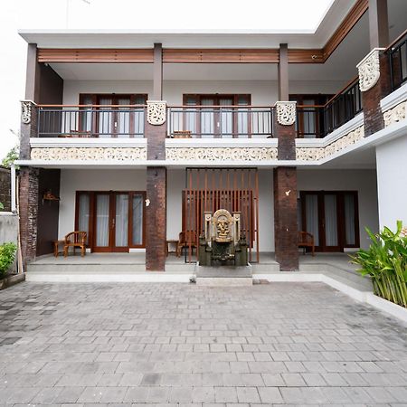 Reddoorz Plus At Yasa'S Living Denpasar Санур Экстерьер фото
